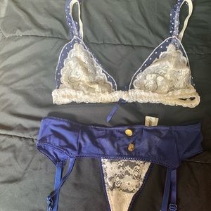 Fredrick’s of Hollywood Set Size Small